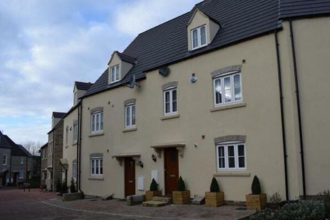 Thumbnail Terraced house to rent in Buttercross Lane, Witney