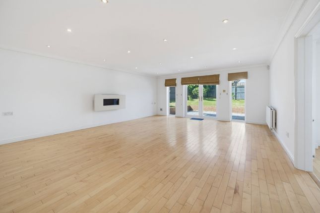 Springmeadow House, Cardiff photo 2