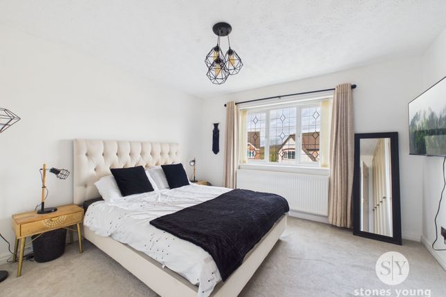 15 Rannoch Drive, Blackburn photo 4