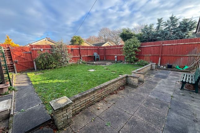8, Thatchers Corner, Leicester photo 2