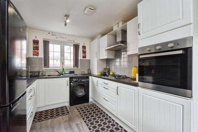 18, Penderyn Close, MERTHYR TYDFIL photo 4