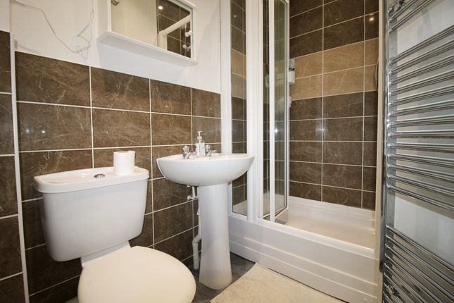 Flat for sale in Sheridan House, Sheridan Court, High Wycombe