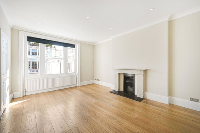 Thumbnail Flat to rent in Strathmore Gardens, Kensington, London