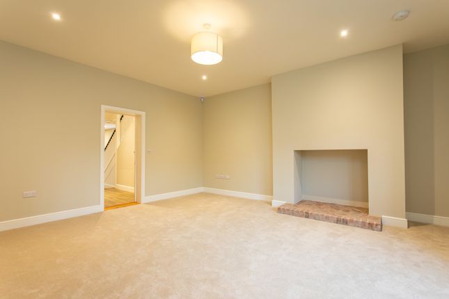 End terrace house to rent in Alfred Street, Westbury