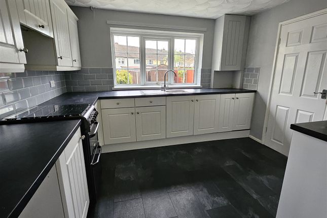 Town house for sale in Broome Avenue, Swinton, Mexborough