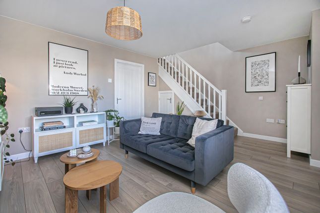 27, Reid Place, Dunfermline photo 4