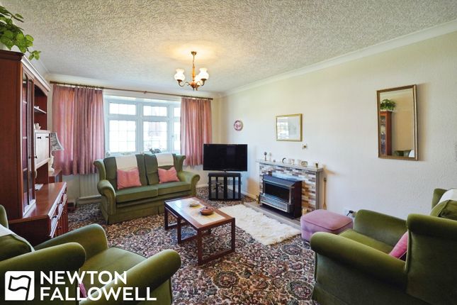 4, St. Helens Road, Retford photo 2