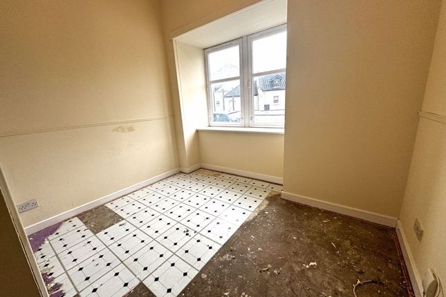 Flat for sale in Bruce Street, Clydebank