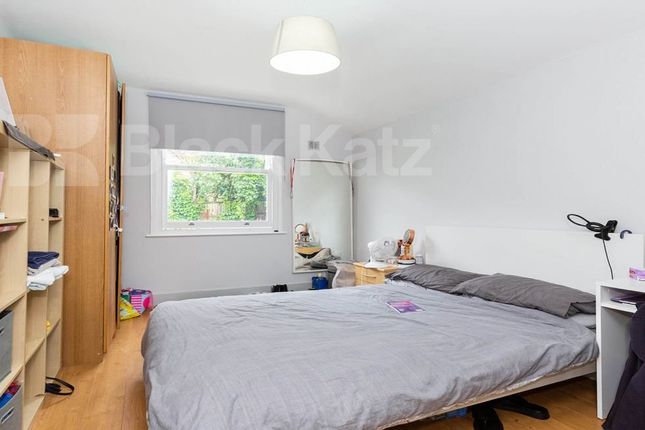 Parolles Road, London photo 3