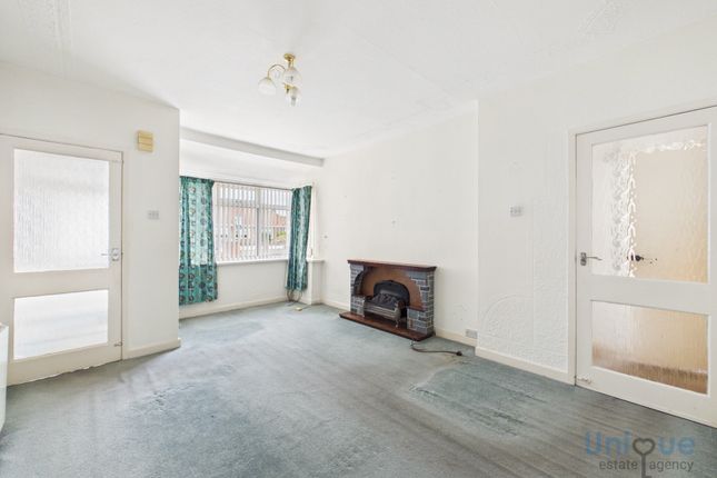 578, North Drive, Thornton-Cleveleys photo 2
