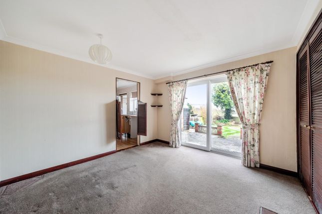 49, Abbots Walk, Ashford photo 3
