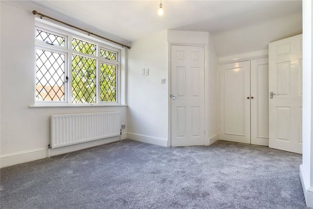 Detached house to rent in Elsley Road, Tilehurst, Reading, Berkshire