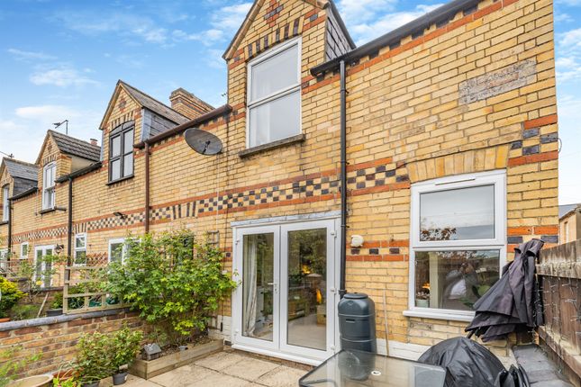 End terrace house for sale in Harcourt Terrace, Radcliffe Road, Stamford