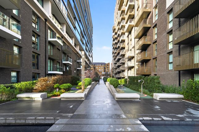708, 3 Merino Gardens, London photo 3