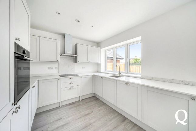 9, Willow Close, Minster on Sea photo 4