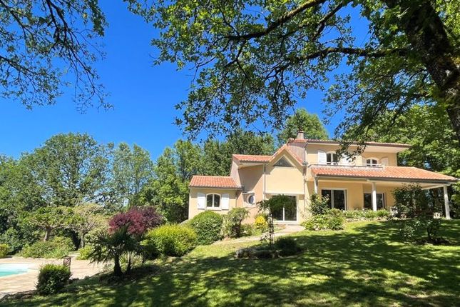 Thumbnail Property for sale in Near Terrasson, Dordogne, Nouvelle-Aquitaine