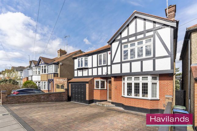 Thumbnail Detached house for sale in Wynchgate, London