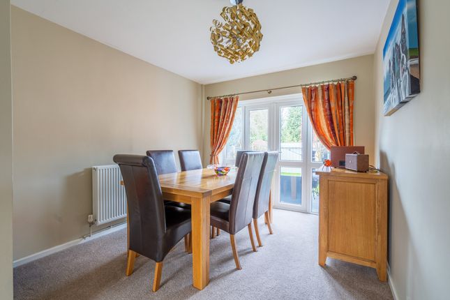8, Mill Lane, Kidderminster photo 4