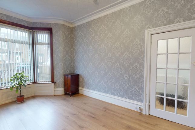 65, Beckside Road, Bradford photo 4