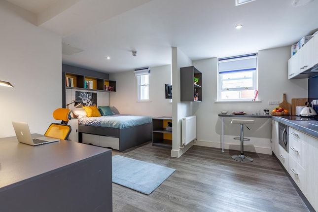 Property to rent in The Old Court House (Flat 17), Swansea