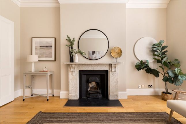 22, Steeles Road, London photo 4