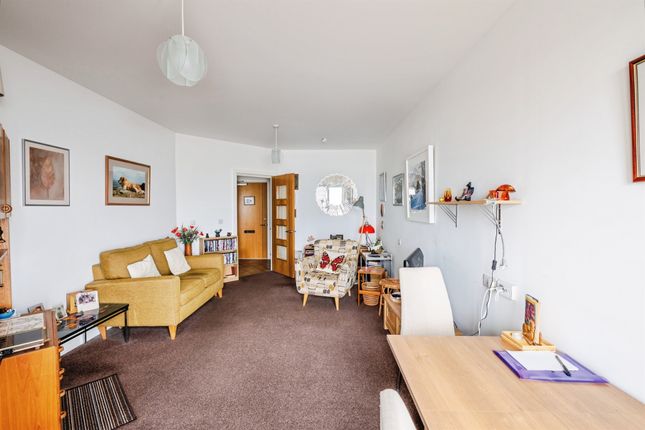 Flat 29, Eversley Court, Dane Road, Seaford photo 4