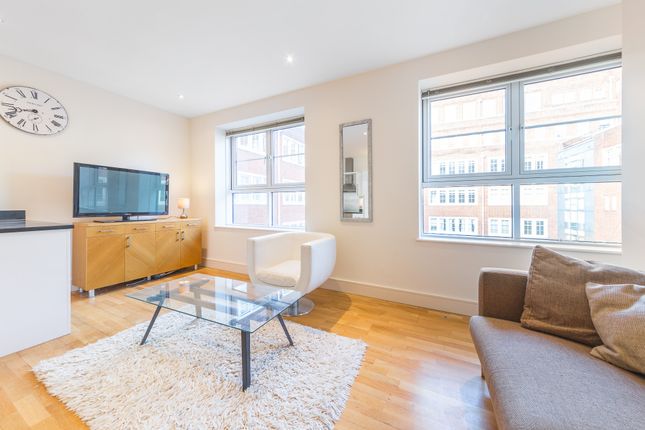 Thumbnail Flat to rent in Romney House, 47 Marsham Street, London