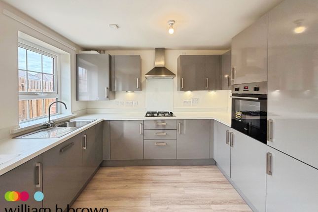 39, Oxlip Boulevard, IPSWICH photo 2