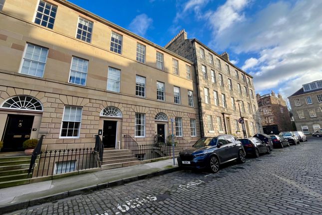 Flat to rent in Clarence Street, Edinburgh