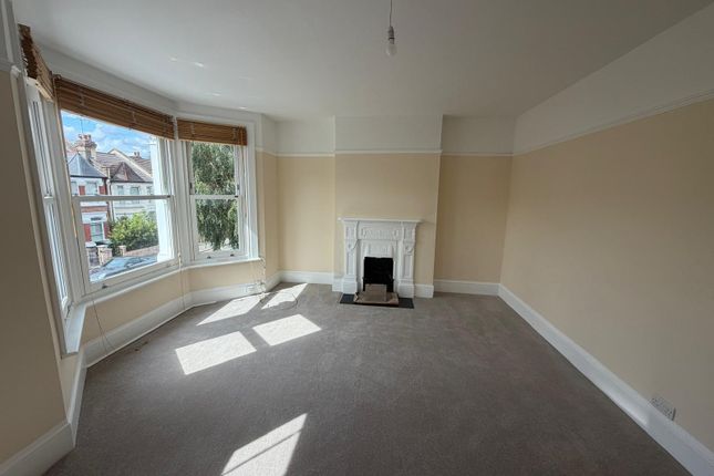 86b, Inderwick Road, London photo 4