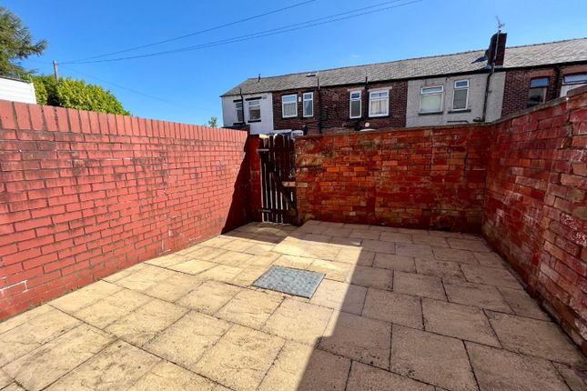Terraced house to rent in Knowles Street, Radcliffe, Manchester