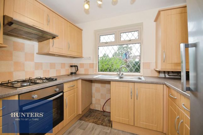 14, Thoresby Avenue, Chesterfield photo 4