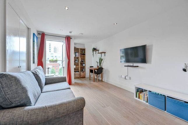 Thumbnail Flat for sale in Theatro Tower, Greenwich, London