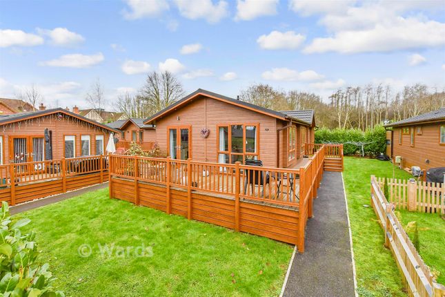 2-bed caravan on Heath Park, The Heath, West Malling, £228,000