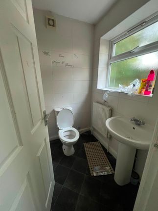 67 Leamore Lane, Walsall photo 5