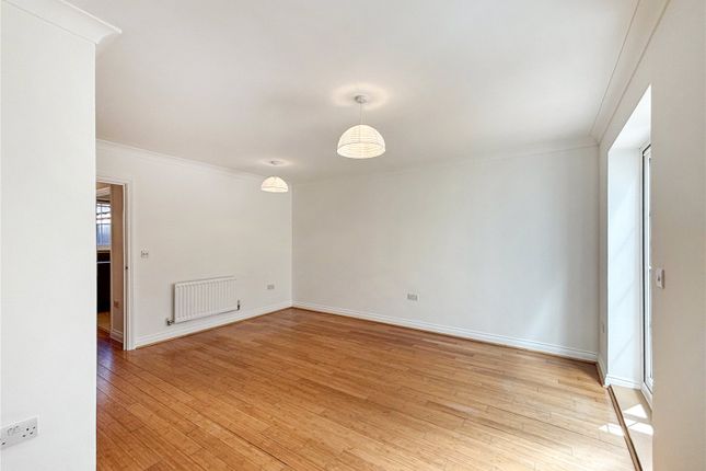 103, Sycamore Drive, Burgess Hill photo 4