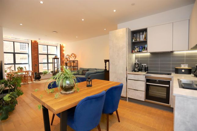 Flat for sale in Radium Street, Manchester