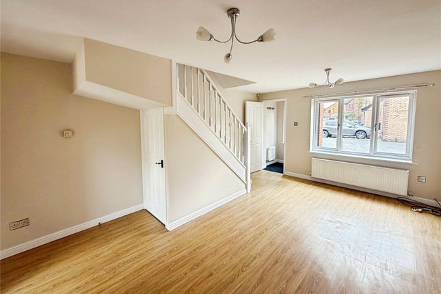 4, Cosgrove Court, Doncaster photo 2