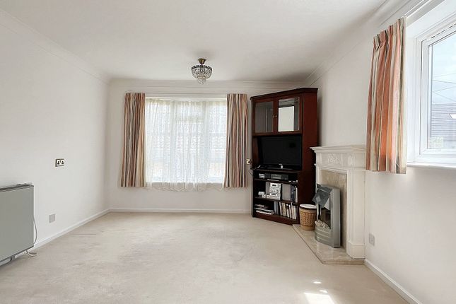 17 Mendip Lodge, Woodborough Drive, Winscombe photo 4
