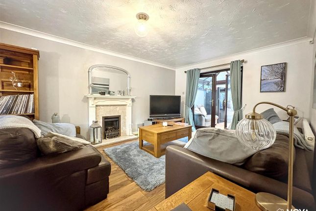 12, Perrymead, Luton photo 2