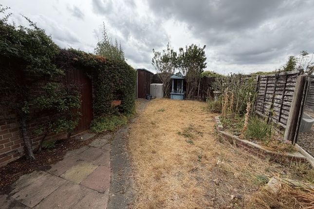 37, Mounts Road, Greenhithe photo 2