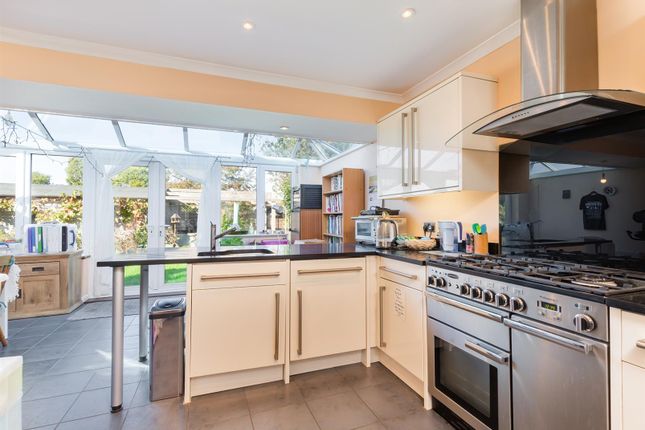 3, Downs View Road, Bembridge photo 2