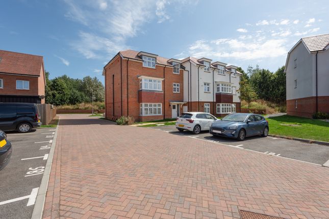 Flat for sale in Sidney Grove, Herne Bay
