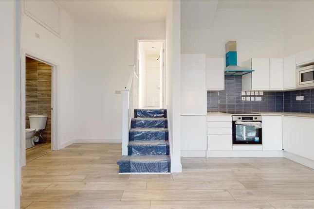 Netherfield Road, London photo 4
