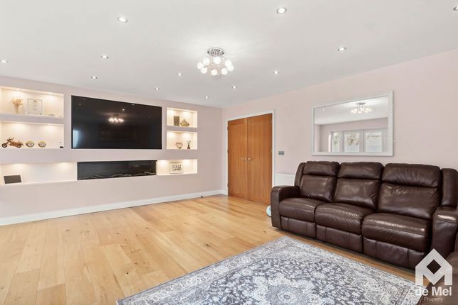 153a Vineyard Lane, Gloucester Road, Cheltenham photo 2
