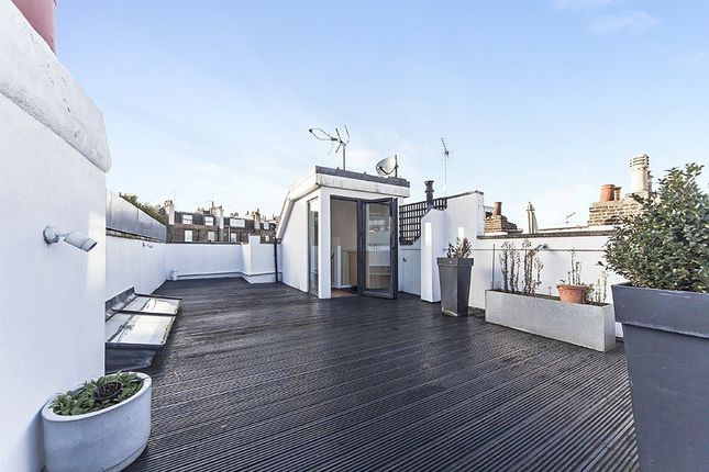 Terraced house for sale in Addison Avenue, Holland Park, London