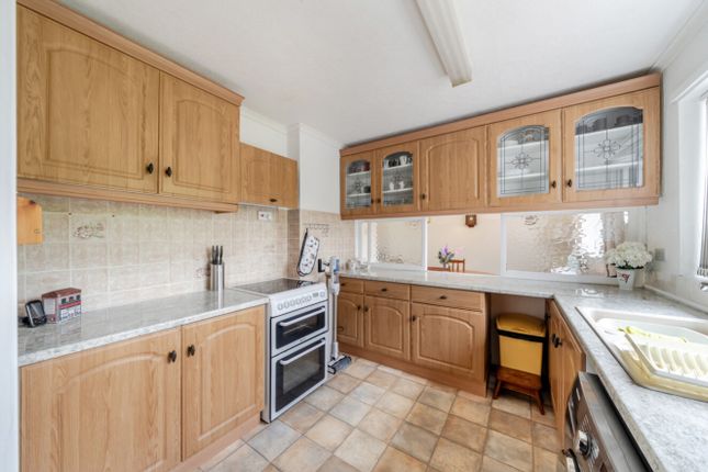 1, Thurlby Close, Lincoln photo 3