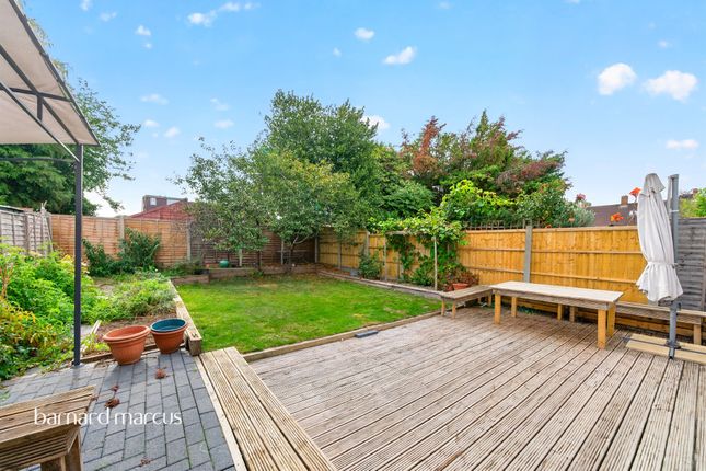 93, Shelson Avenue, Feltham photo 3