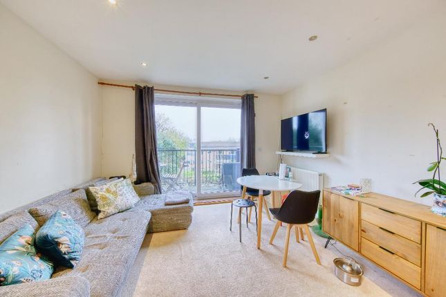 204, West Hill, London photo 2