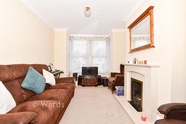 2-bed terraced on 563, Tonbridge Road, Maidstone, £300,000